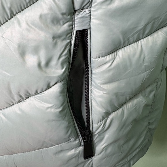 Love Tree Light Gray Puffer Vest Large Zipper Pockets - Picture 4 of 8